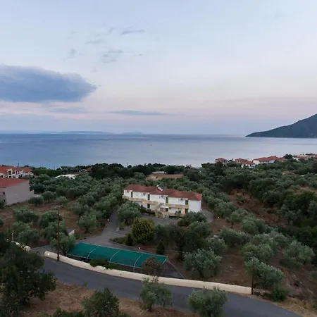 아파트호텔 Elaionas Leonídion