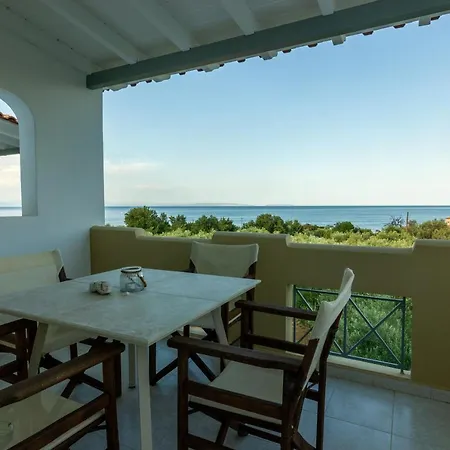 Apartahotel Elaionas Leonídion