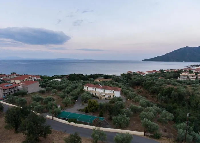 Aparthotel Elaionas Leonidio