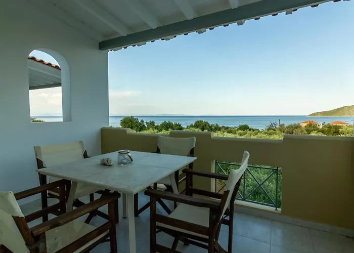 Apartahotel Elaionas Leonídion